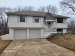 Exterior of 52-year-old split-level home in Blue Springs Manor South subdivision of Blue Springs, MO — 64014