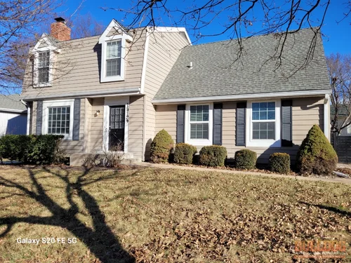 Home inspector in Brougham Village subdivision of Olathe, KS — 66062 (38.85294200N, 94.77380650W)