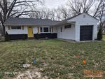 Exterior of 72-year-old ranch at 1601 S Independence St in Harrisonville, MO — 64701